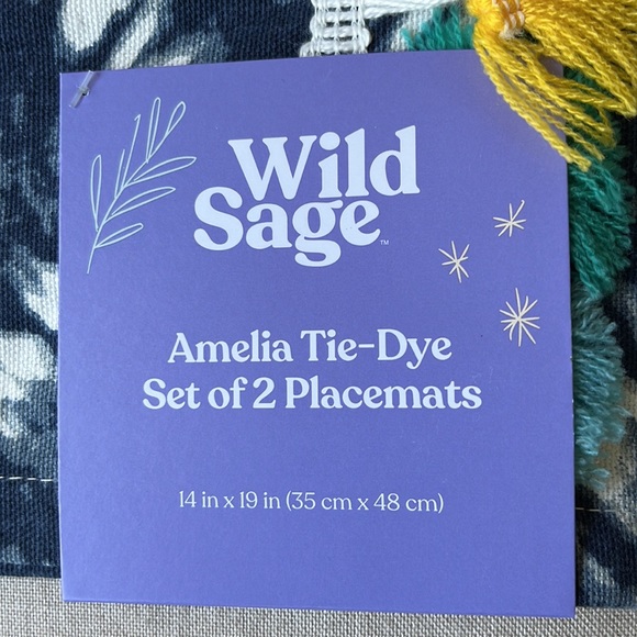 Set of 4 Amelia Tye-Dye Placemats -  NWT - Picture 4 of 7